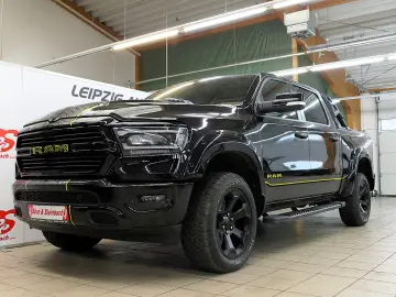 Dodge RAM 1500 Big Horn Lonestar Crew Cab   5.7 HEMI V8
