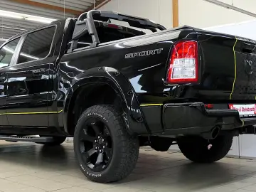 Dodge RAM 1500 Big Horn Lonestar Crew Cab   5.7 HEMI V8