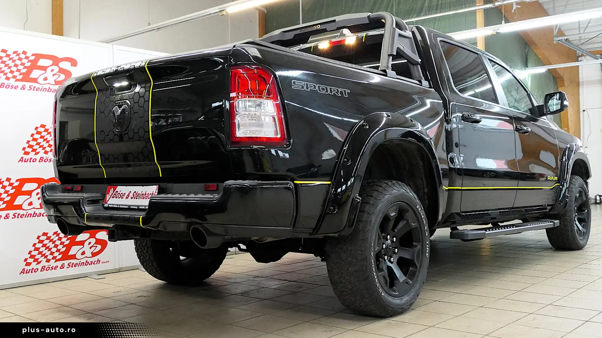 Dodge RAM 1500 Big Horn Lonestar Crew Cab   5.7 HEMI V8