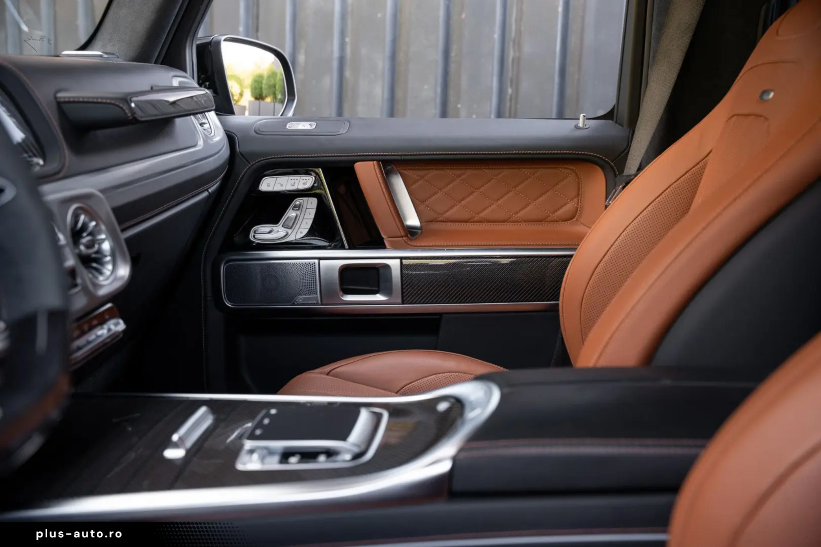 MERCEDES-BENZ G 63 AMG Manufaktur - Green & Tan - VAT Ref.