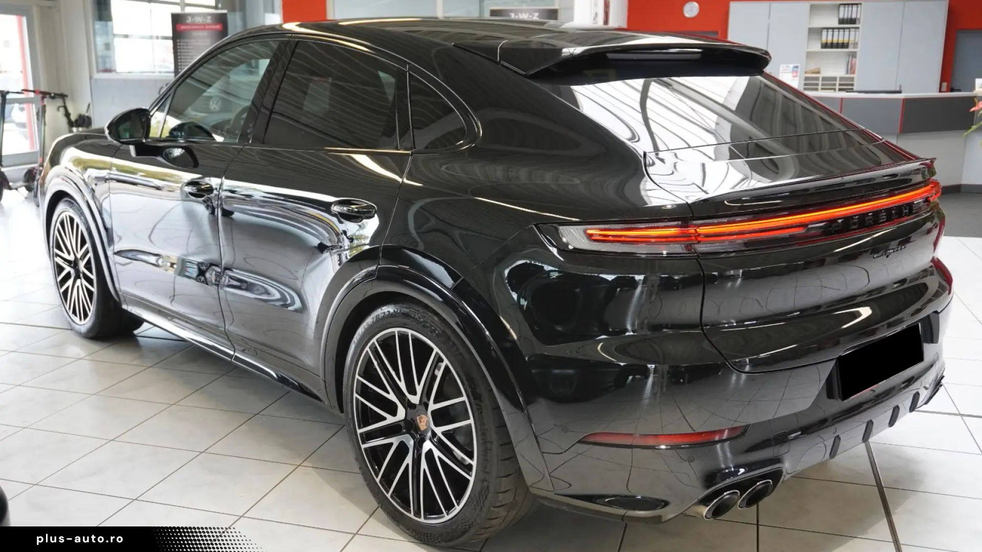 Porsche Cayenne Coupe Black Edition_MY2026