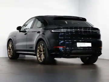 Porsche Cayenne E-Hybrid Coupe Black Edition_MY2026