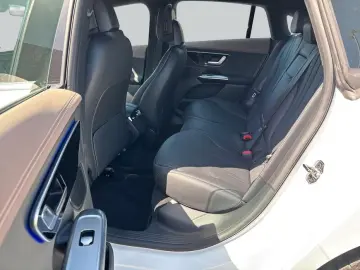 Mercedes-Benz EQE 300