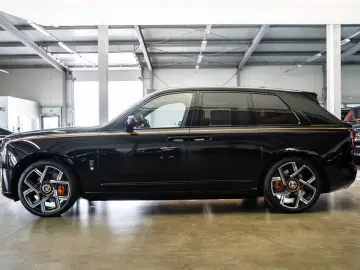 Rolls-Royce Cullinan Black Badge - MY2026 - LIVRARE RAPIDA