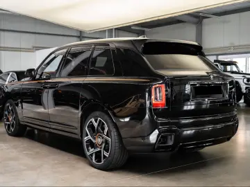 Rolls-Royce Cullinan Black Badge - MY2026 - LIVRARE RAPIDA