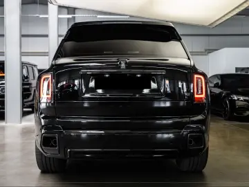 Rolls-Royce Cullinan Black Badge - MY2026 - LIVRARE RAPIDA
