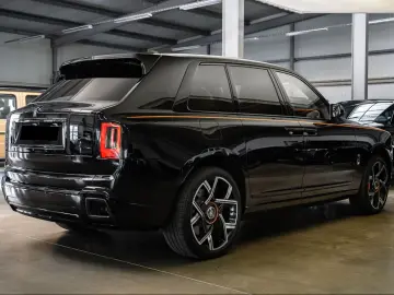 Rolls-Royce Cullinan Black Badge - MY2026 - LIVRARE RAPIDA