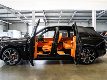 Rolls-Royce Cullinan Black Badge - MY2026 - LIVRARE RAPIDA