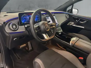 Mercedes-Benz EQE SUV 500