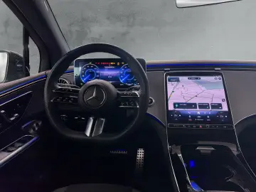 Mercedes-Benz EQE SUV 500