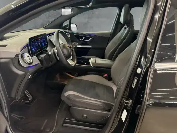 Mercedes-Benz EQE SUV 500