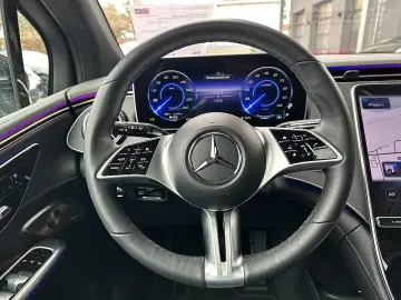 Mercedes-Benz EQE SUV 500