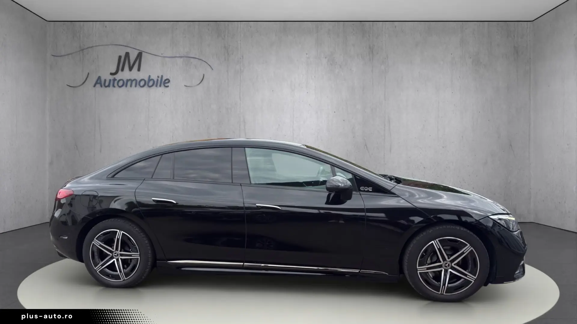 Mercedes-Benz EQE 300 AMG