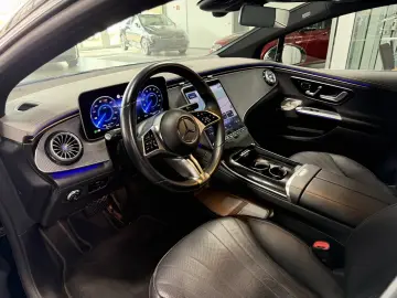 Mercedes-Benz EQE 300 AMG