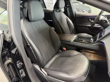 Mercedes-Benz EQE 300 AMG