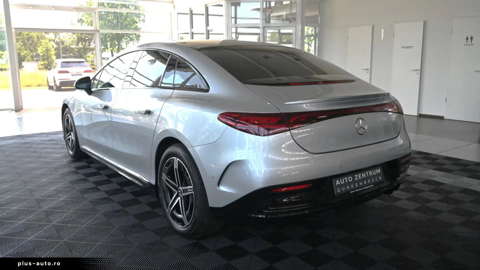 Mercedes-Benz EQE 350 AMG