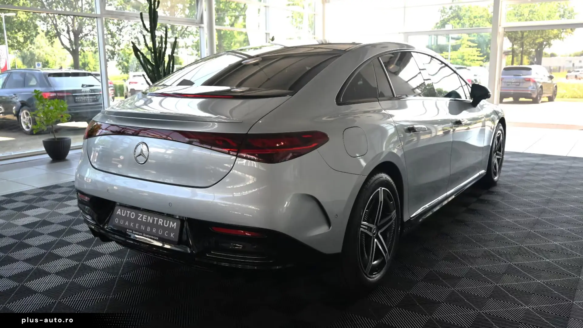Mercedes-Benz EQE 350 AMG