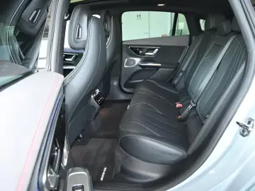 Mercedes-Benz EQE 350 AMG
