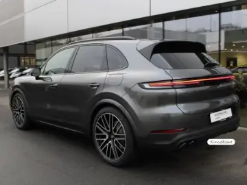 Porsche Cayenne S E-Hybrid