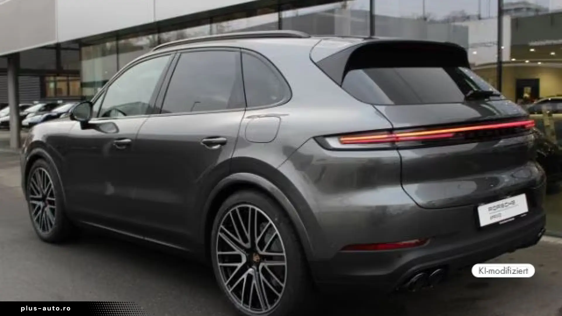 Porsche Cayenne S E-Hybrid