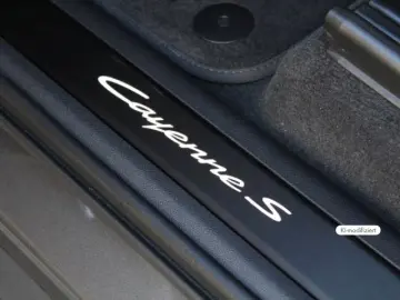 Porsche Cayenne S E-Hybrid