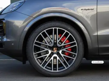 Porsche Cayenne S E-Hybrid