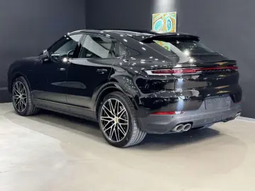 Porsche Cayenne S E-Hybrid