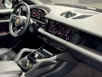 Porsche Cayenne S E-Hybrid