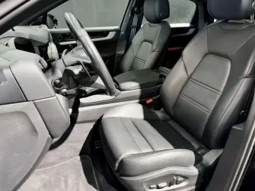 Porsche Cayenne S E-Hybrid