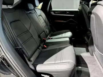 Porsche Cayenne S E-Hybrid