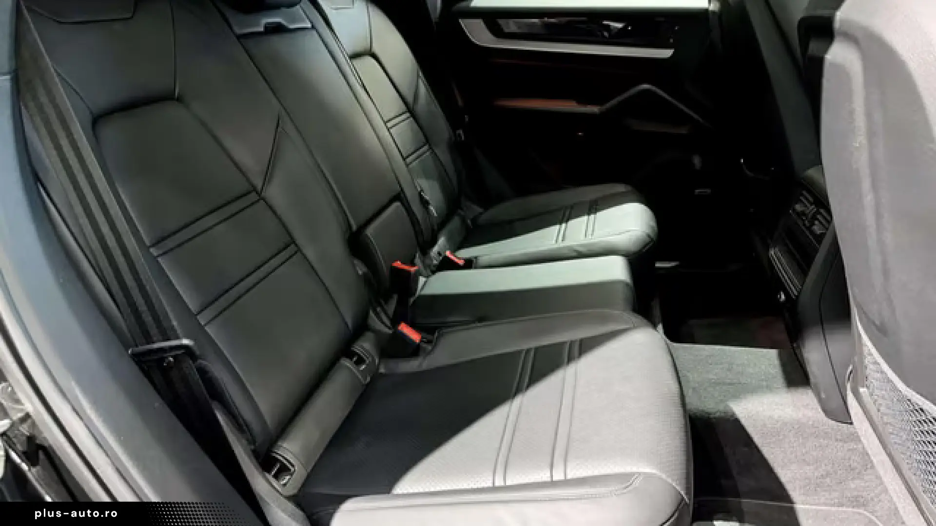 Porsche Cayenne S E-Hybrid