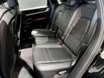 Porsche Cayenne S E-Hybrid