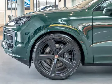 Porsche Cayenne E-Hybrid Coupé Black Edition