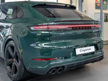 Porsche Cayenne E-Hybrid Coupé Black Edition