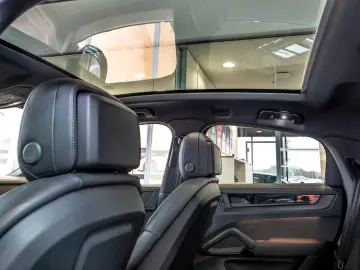 Porsche Cayenne E-Hybrid Coupé Black Edition