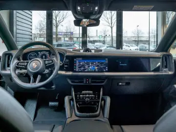 Porsche Cayenne E-Hybrid Coupé Black Edition