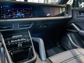 Porsche Cayenne E-Hybrid Coupé Black Edition