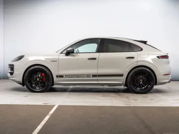 Porsche Cayenne S E-Hybrid Coupé Black Edition