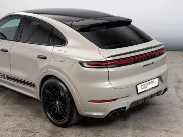 Porsche Cayenne S E-Hybrid Coupé Black Edition