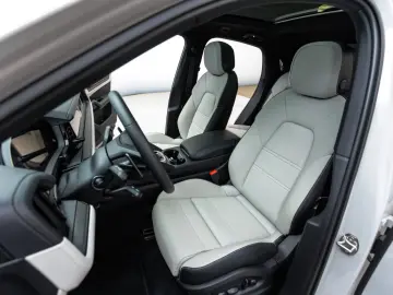 Porsche Cayenne S E-Hybrid Coupé Black Edition