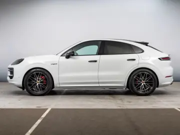 Porsche Cayenne S E-Hybrid Coupé Black Edition