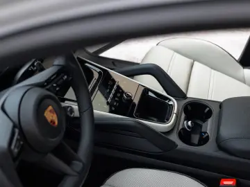 Porsche Cayenne S E-Hybrid Coupé Black Edition