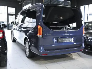 Mercedes-Benz V 220 STYLE PLUS MBUX DISTRONIC LED