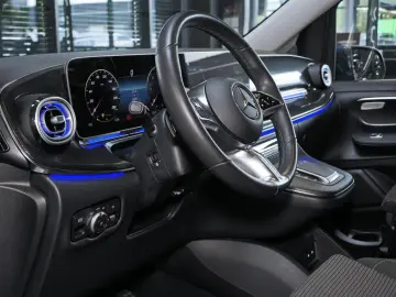 Mercedes-Benz V 220 STYLE PLUS MBUX DISTRONIC LED
