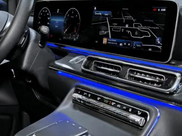 Mercedes-Benz V 220 STYLE PLUS MBUX DISTRONIC LED