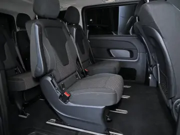 Mercedes-Benz V 220 STYLE PLUS MBUX DISTRONIC LED