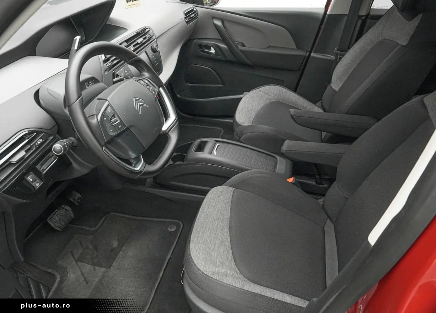 Citroen C4-Grand-Space-Tourer