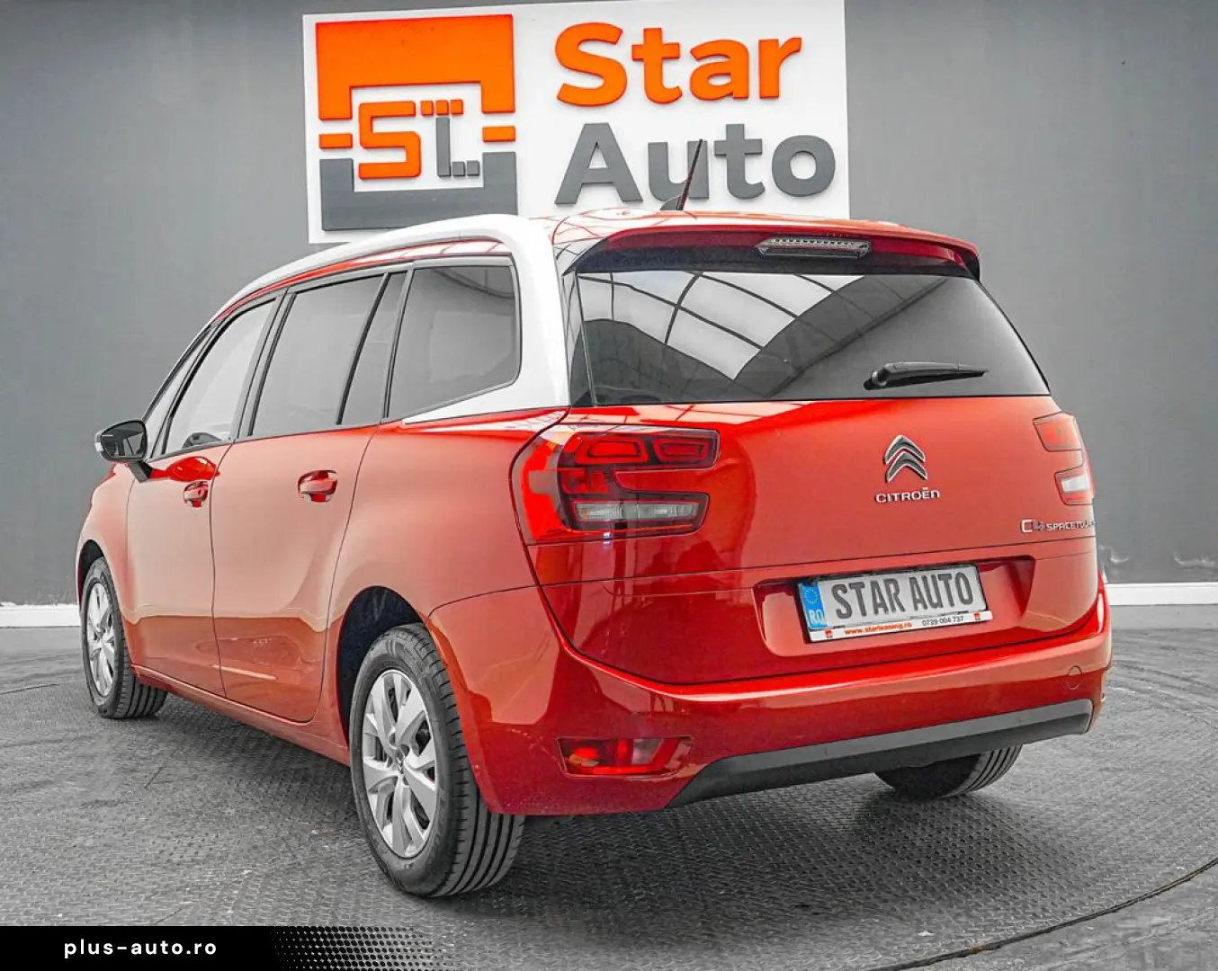 Citroen C4-Grand-Space-Tourer