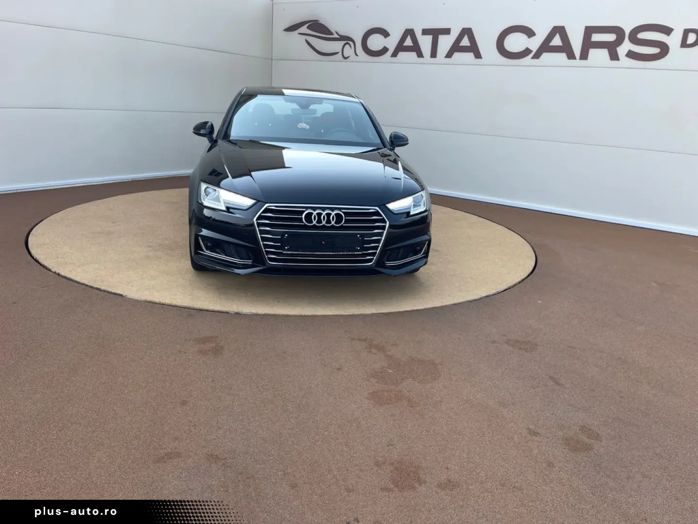 Audi A4 35TDI  150CP BI-Xenon  Distronic  Ambientale  CarPla
