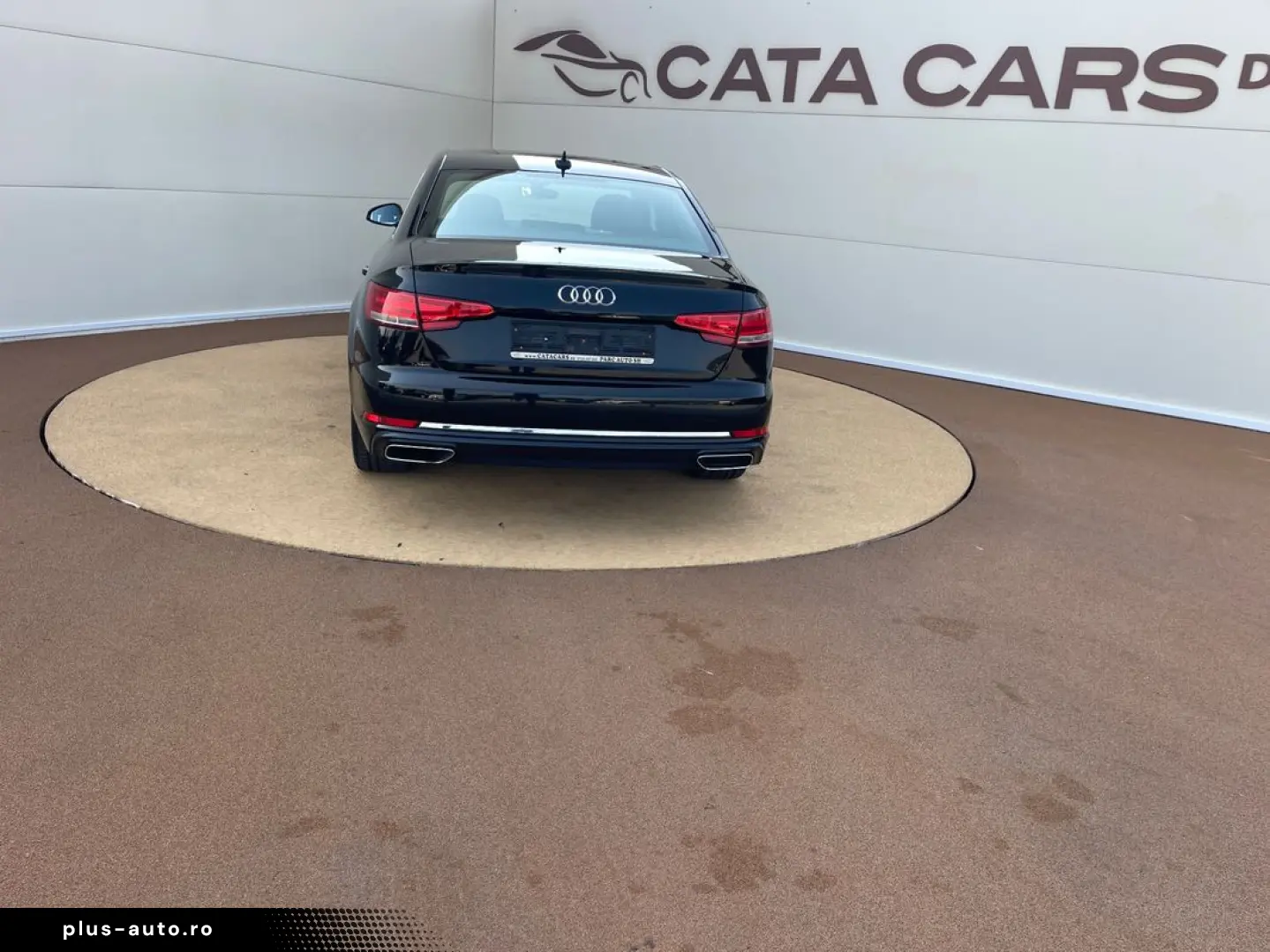 Audi A4 35TDI  150CP BI-Xenon  Distronic  Ambientale  CarPla